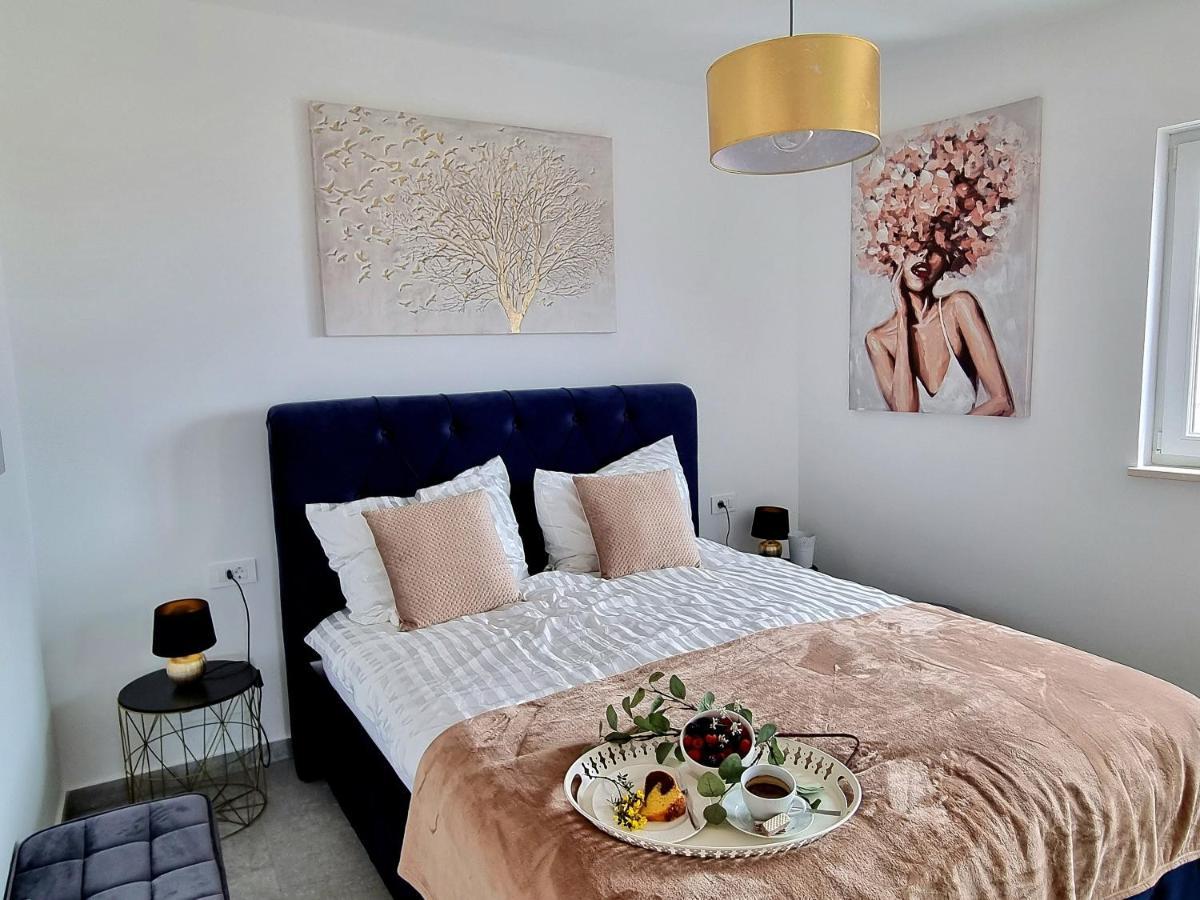 Seaview Appartement Sveti Filip i Jakov Buitenkant foto