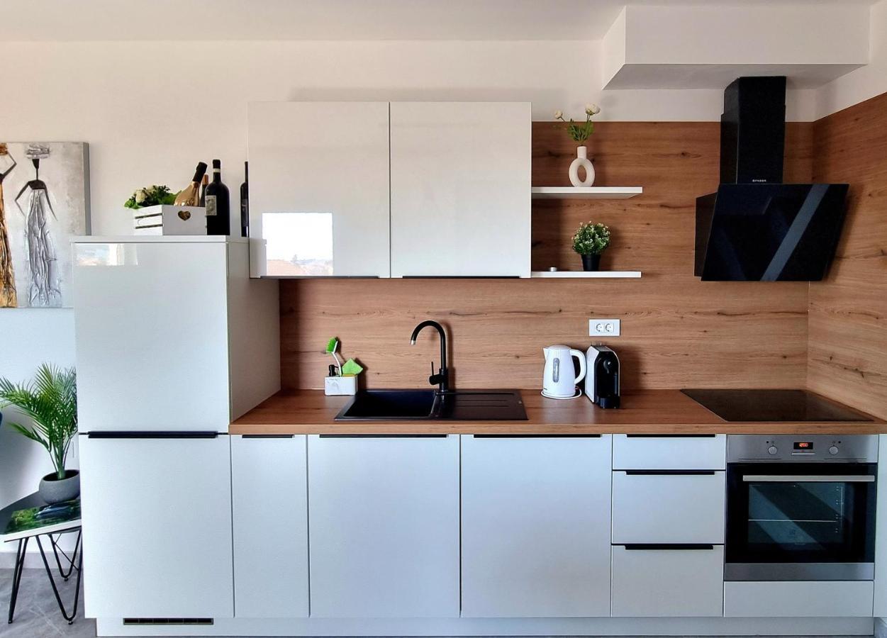 Seaview Appartement Sveti Filip i Jakov Buitenkant foto